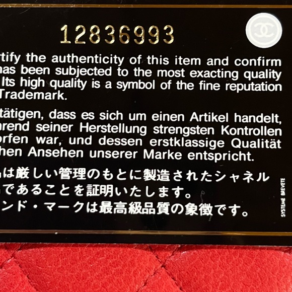 CHANEL QUILTED LEATHER WALLET COA BOX CLOTH - Picture 15 of 16